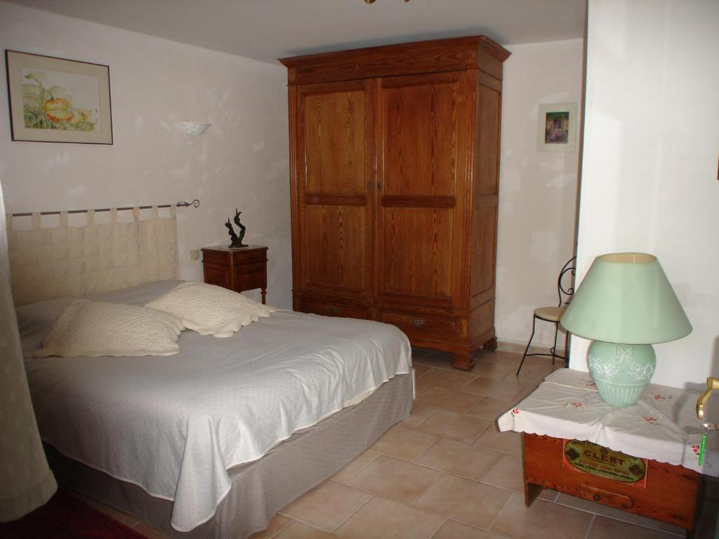Domaine De La Grange Neuve Hotel La Roque-sur-Pernes Phòng bức ảnh