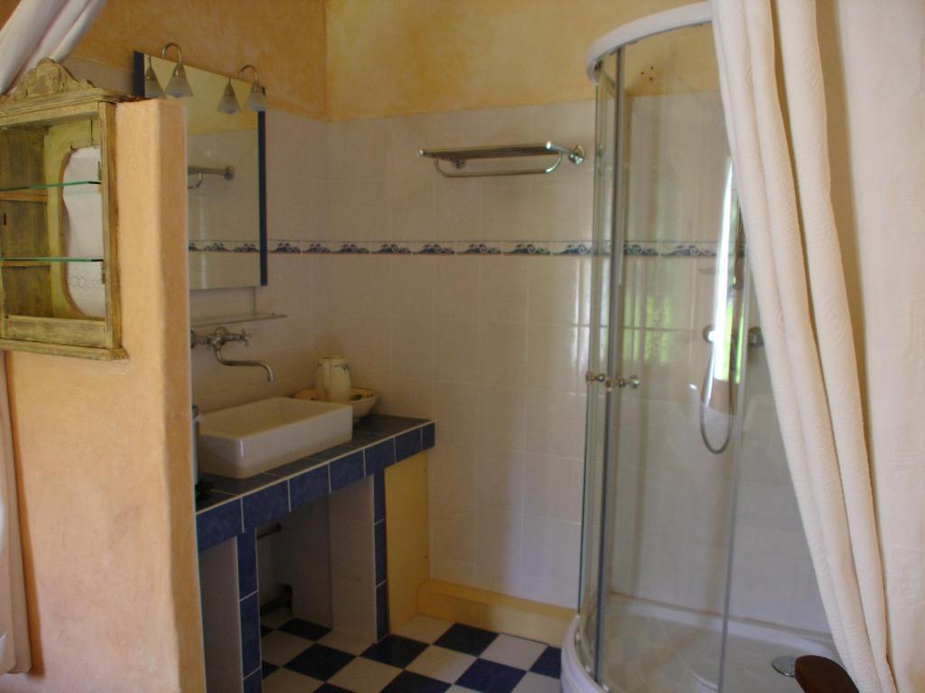 Domaine De La Grange Neuve Hotel La Roque-sur-Pernes Phòng bức ảnh